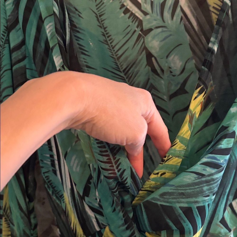 Tropical Leaf Print Maxi Dress - Picture 8 of 11